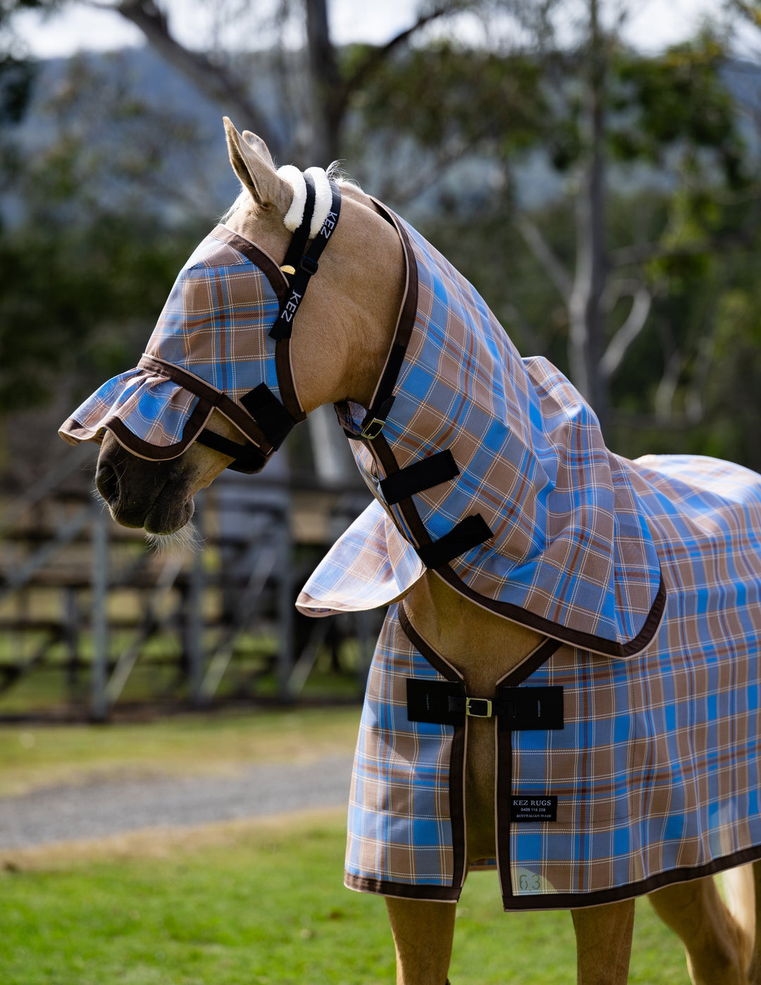 Ice Coffee Ultra Mesh Fly Mask with pleated nose attachment and matching neck combo, side portrait