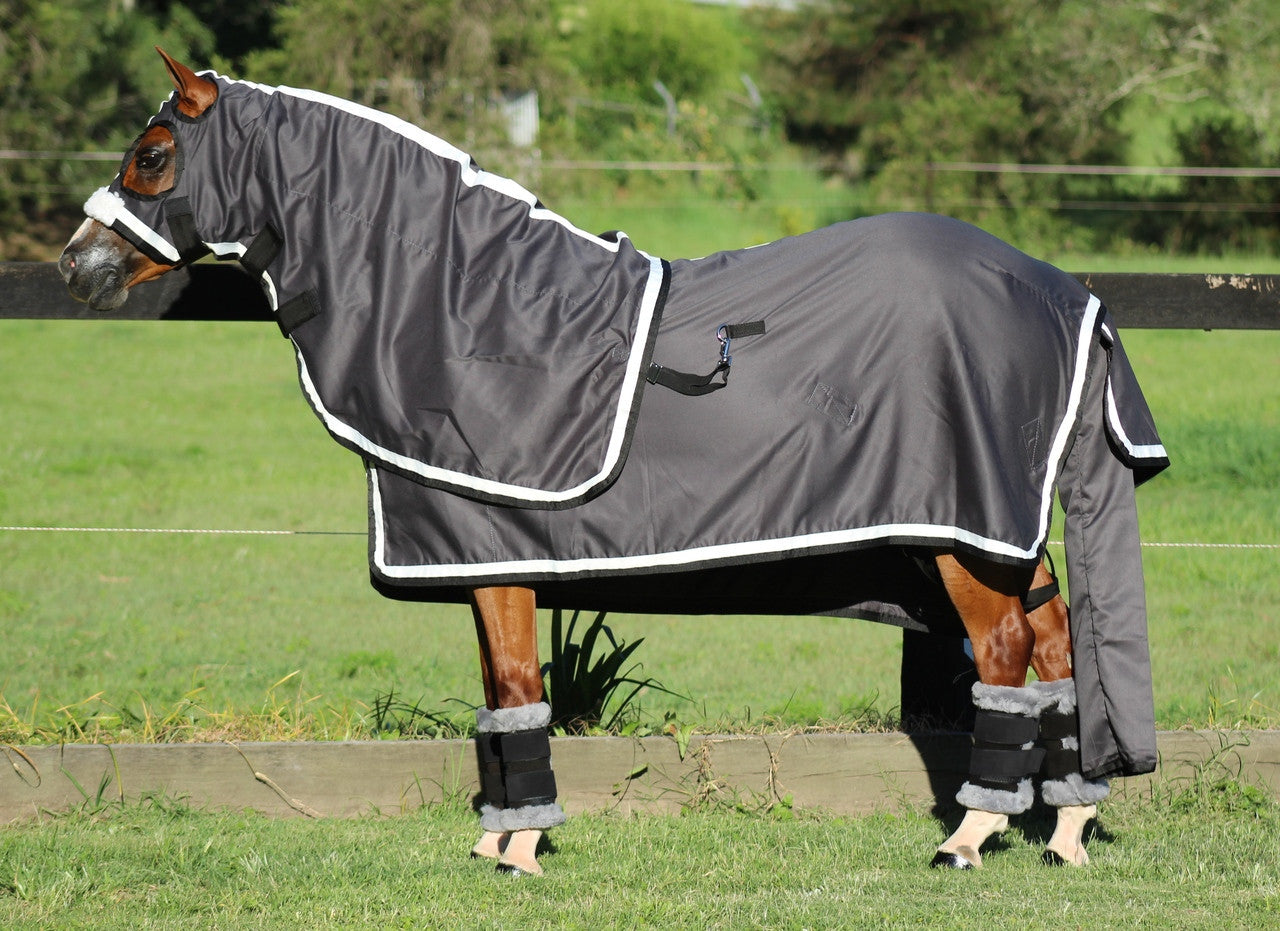 Surcingle Set Charcoal Grey Show Set + Surcingle with Black & White Trim – Gala Equine