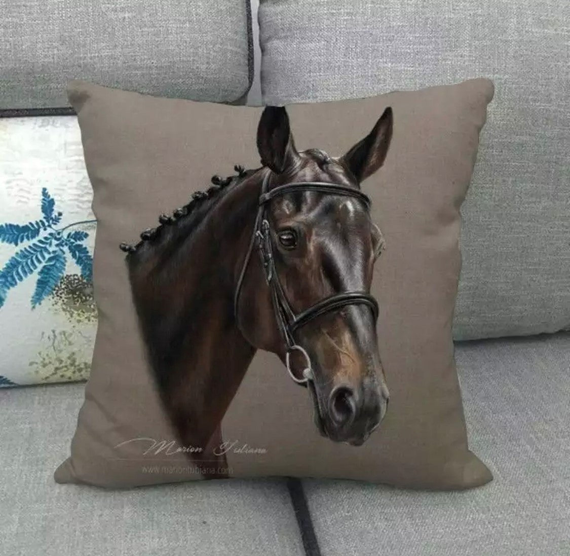 Rani Arabella Horse Silhouette Gray Black Cashmere Square Pillow 24 selling