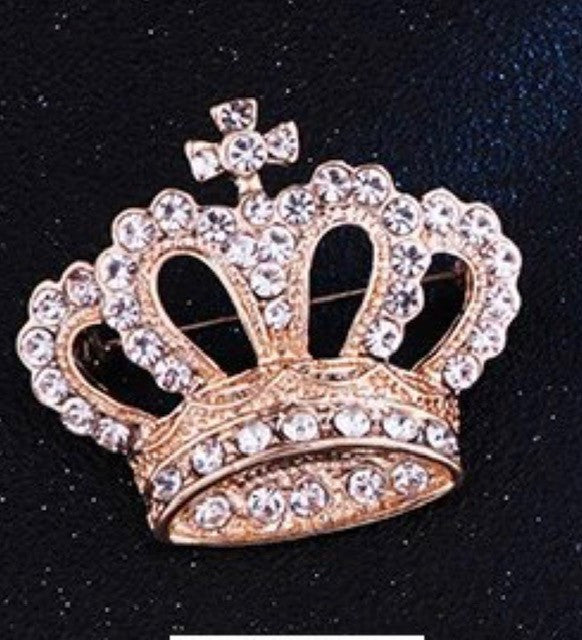 Gold on sale crown brooch